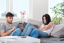 Telewizja i Internet jako zagrożenie w związku 