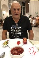 w�a�ciciel firmy, Warszawa, 65 lat, MA52128D
